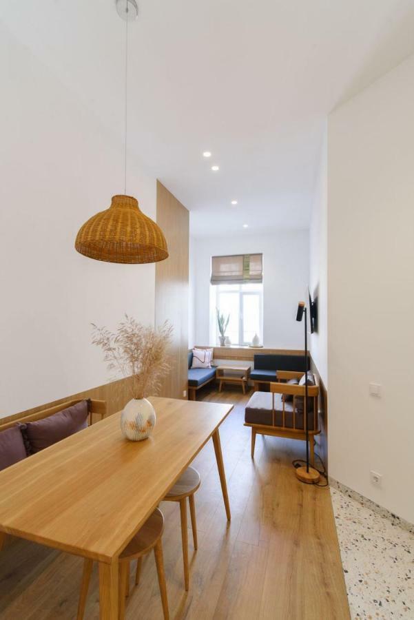 Sunrise Apartment Lviv Dış mekan fotoğraf
